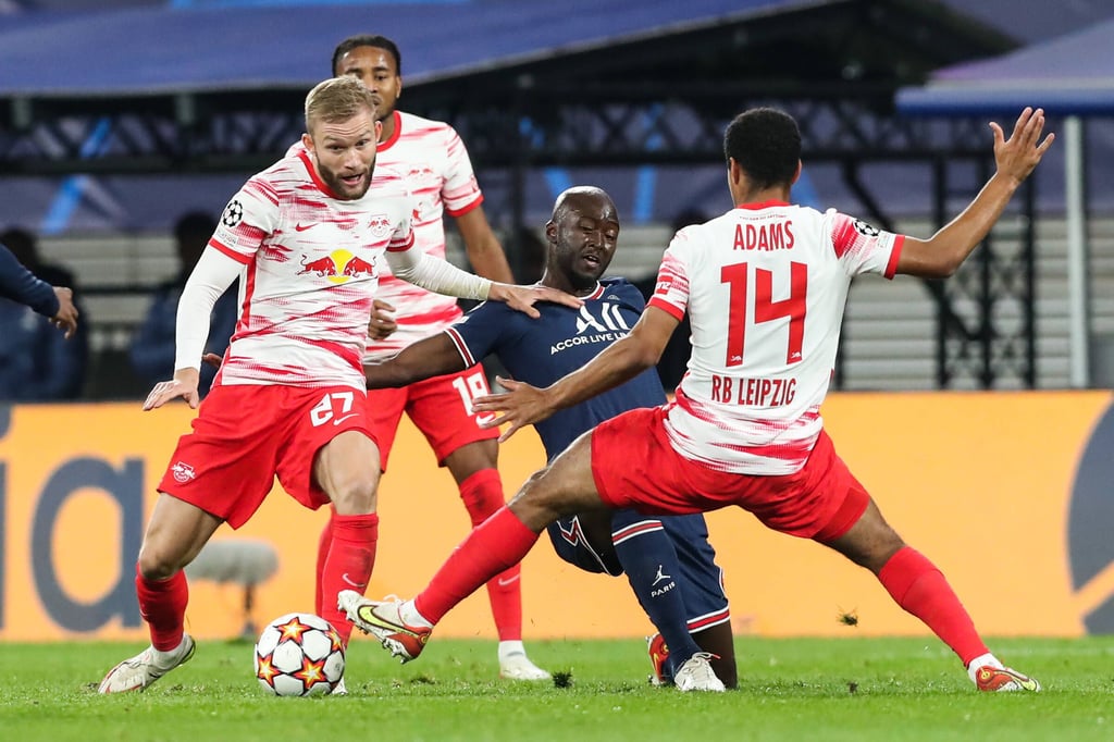 Fighter-Duo: Konrad Laimer und Tyler Adams.