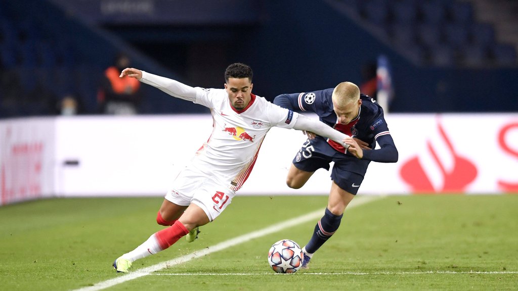 Justin Kluivert zeigt gegen Paris Saint-Germain seine Schnelligkeit.&nbsp;