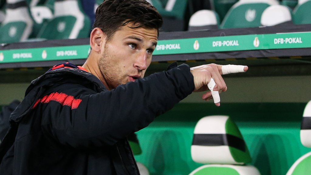 „Kann mir auch vorstellen, noch mal ein Jahr dran zu hängen”: Philipp Tschauner fühlt sich in der Rolle als dritter Keeper wohl.