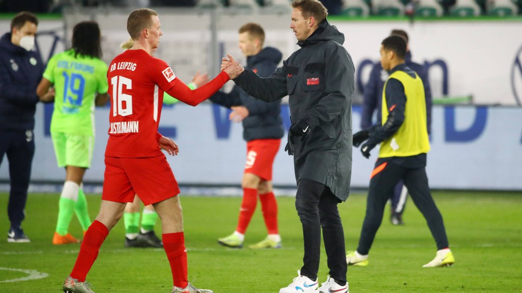 Lukas Klostermann (l.) und RB-Coach Julian Nagelsmann.