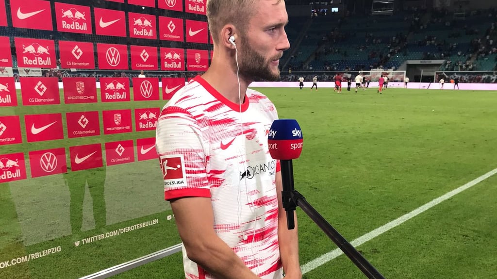 Torschütze gegen die Bayern: Konrad Laimer beim Interview