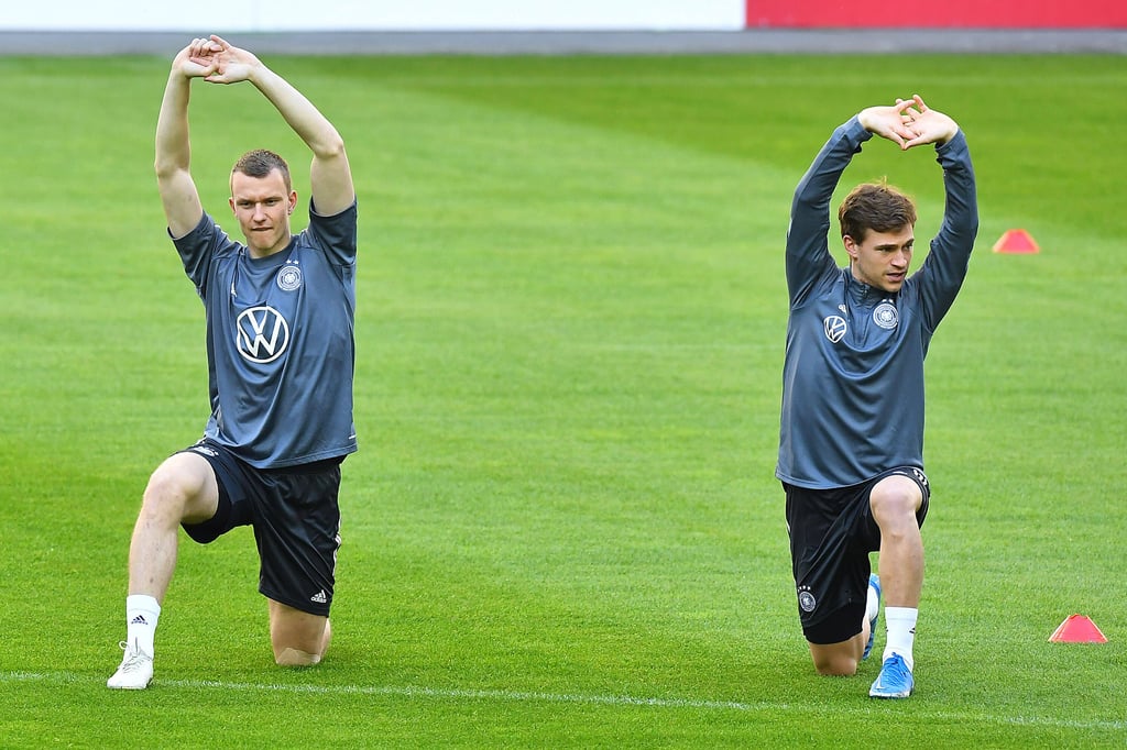 Lukas Klostermann hat Joshua Kimmich für seine Haltung verteidigt.