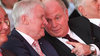 Fußballaffin: Horst Seehofer und der einstige Bayern-Präsident Uli Hoeneß (Archivfoto von 2017).