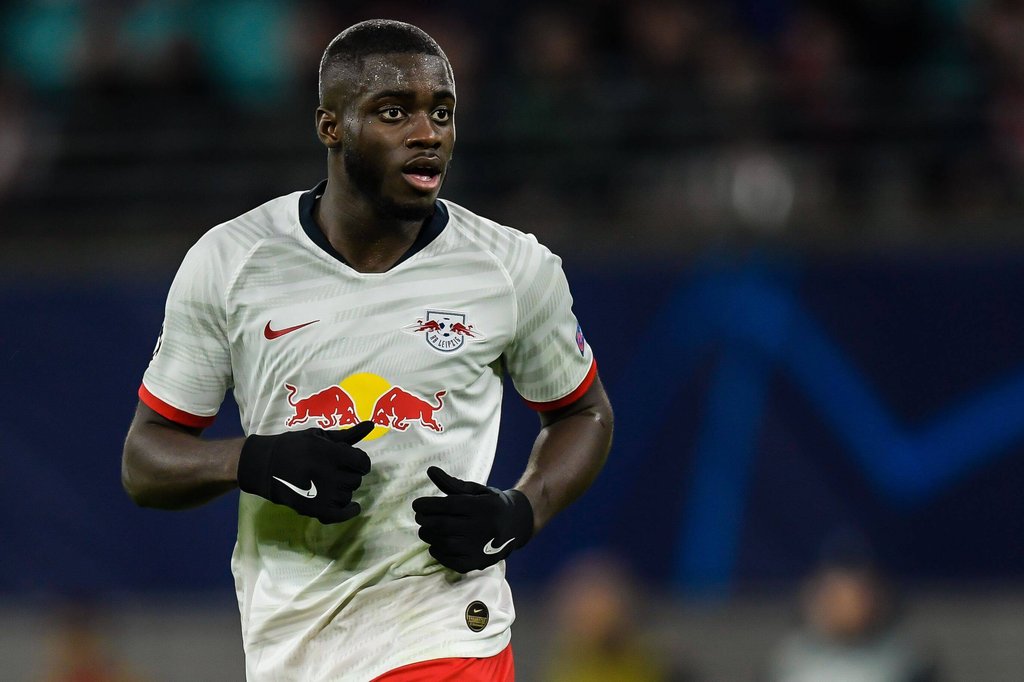 Sein Berater glaubt nicht, dass Dayot Upamecano RB Leipzig vor Vertragsende verlässt.