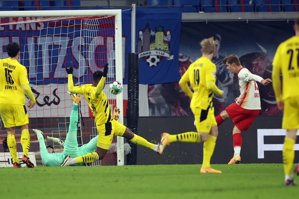 Kosmetik: Alexander Sörloth trifft zum 1:3
